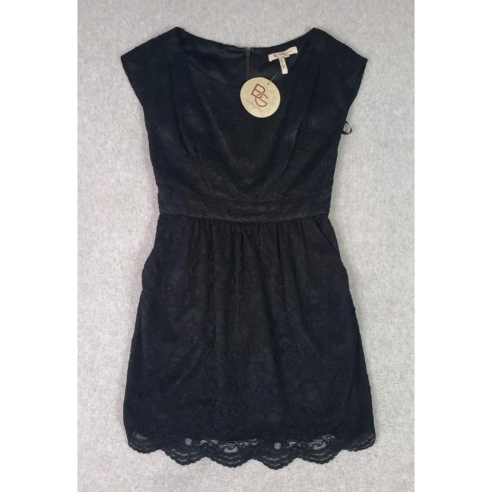 BCBGeneration Cocktail Mini Dress Whimsigoth Party Women's Sz 4 Black Lace Lined